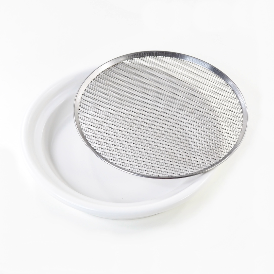 Si og skål på Keramik spirebakke 18 cm